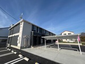アンビエンテ川内外観写真