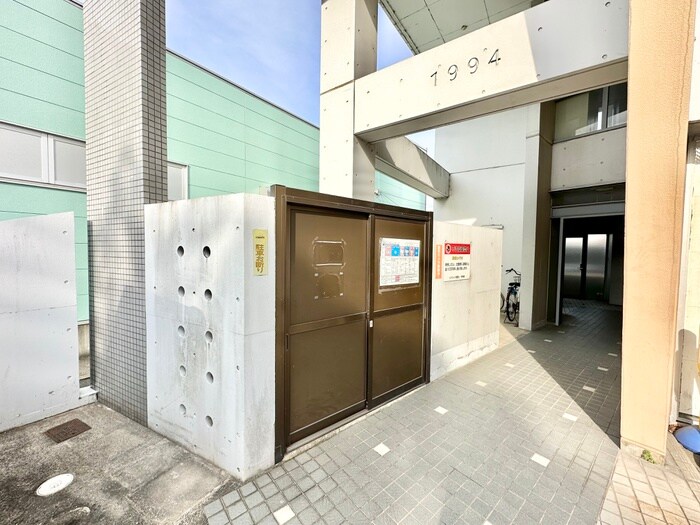 物件外観写真4　(建物設備)