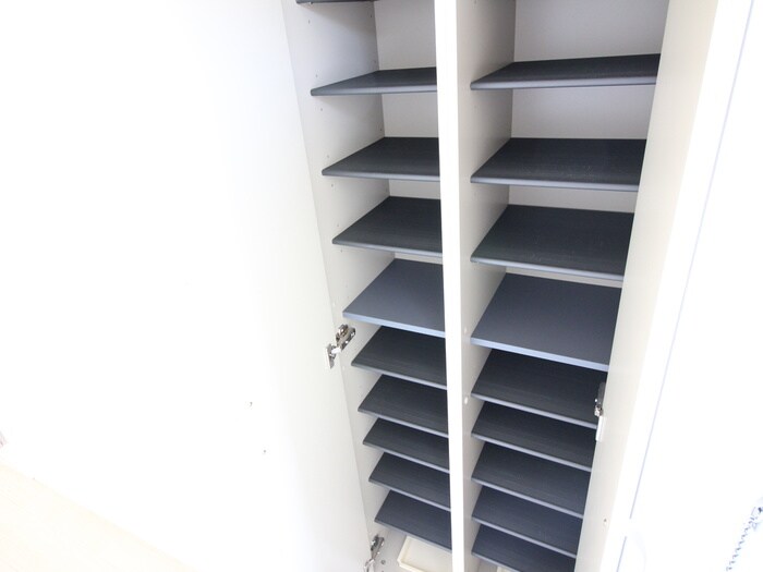 物件内観写真9　(靴箱)