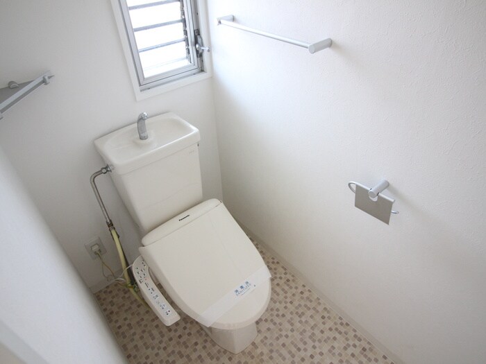 物件内観写真10　(トイレ)