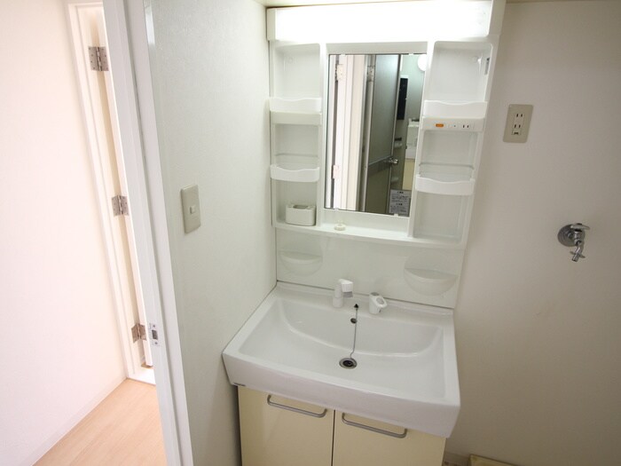 物件内観写真12　(洗面)