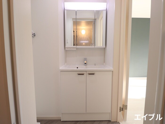 物件内観写真11　(洗面)