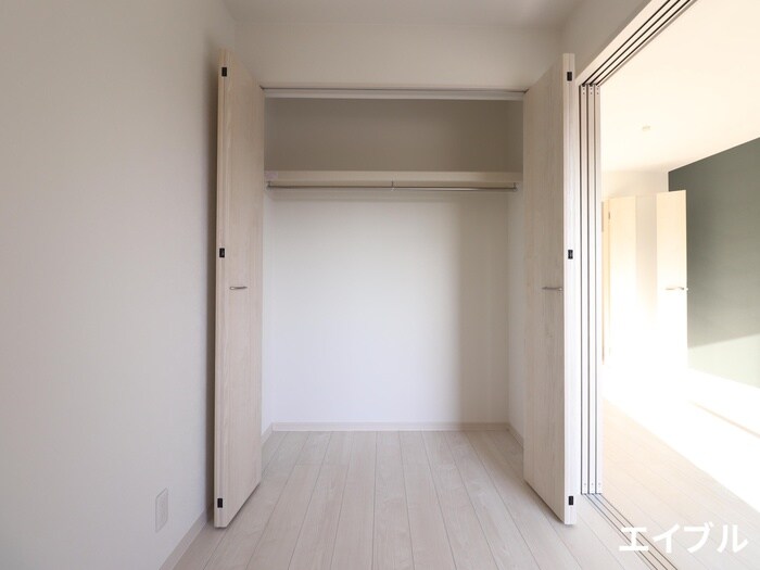 物件内観写真13　(収納)