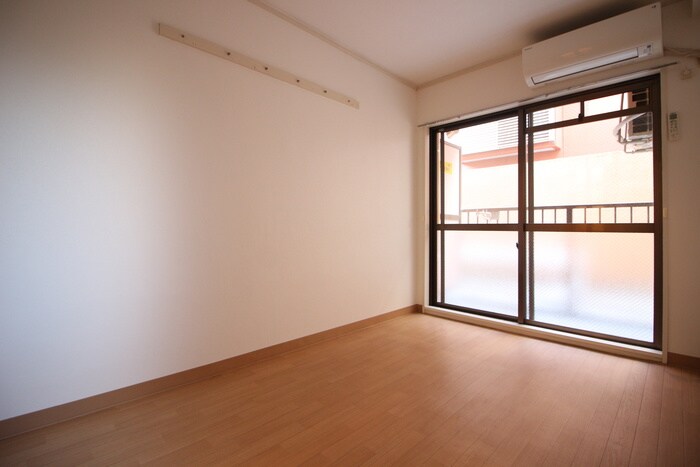 物件内観写真16　(居室)