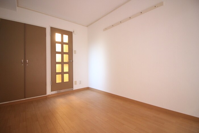 物件内観写真18　(居室)