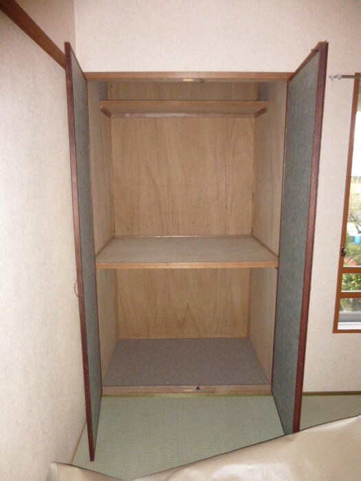 物件内観写真9　(収納)
