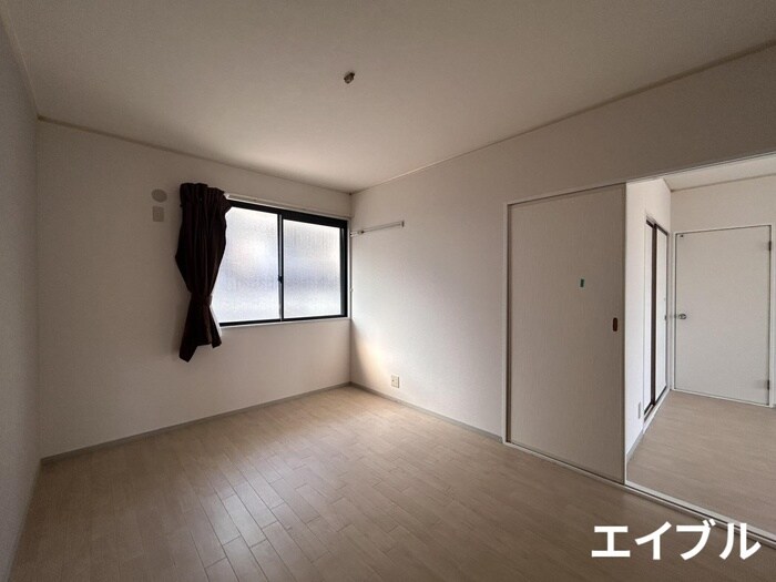 物件内観写真7　(居室)
