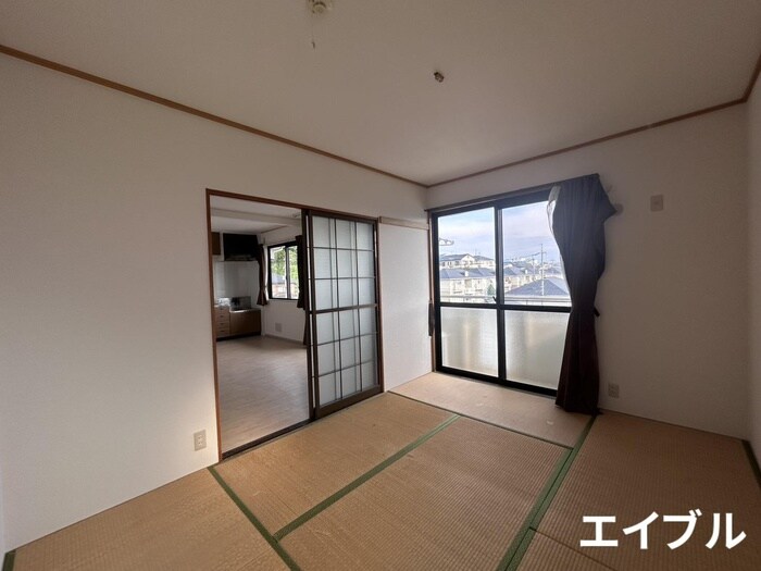 物件内観写真9　(居室)