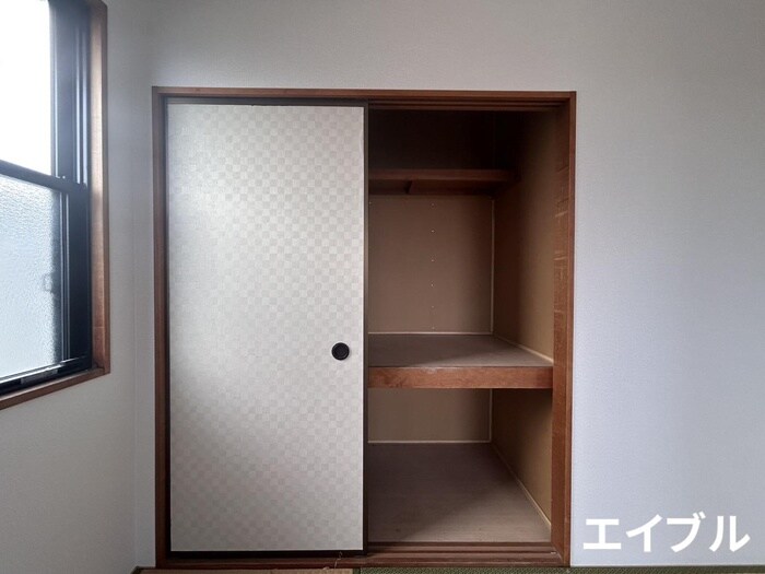 物件内観写真16　(収納)