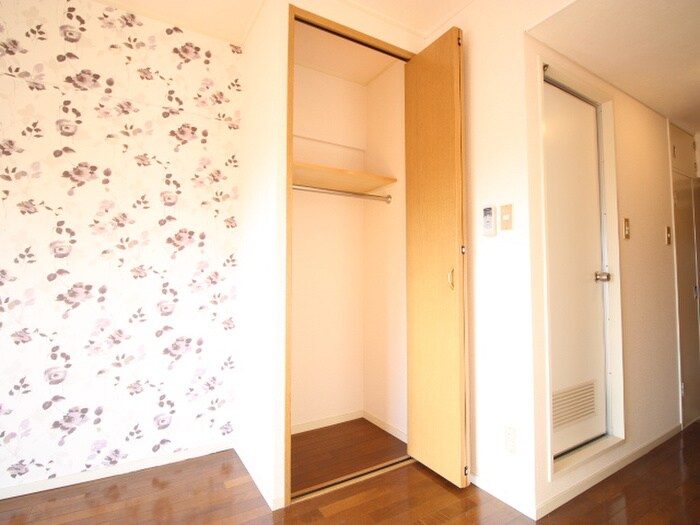 物件内観写真10　(収納)