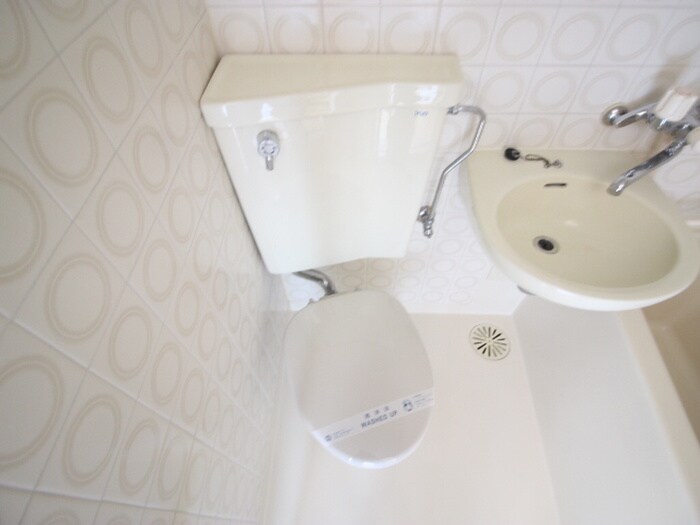 物件内観写真12　(トイレ)