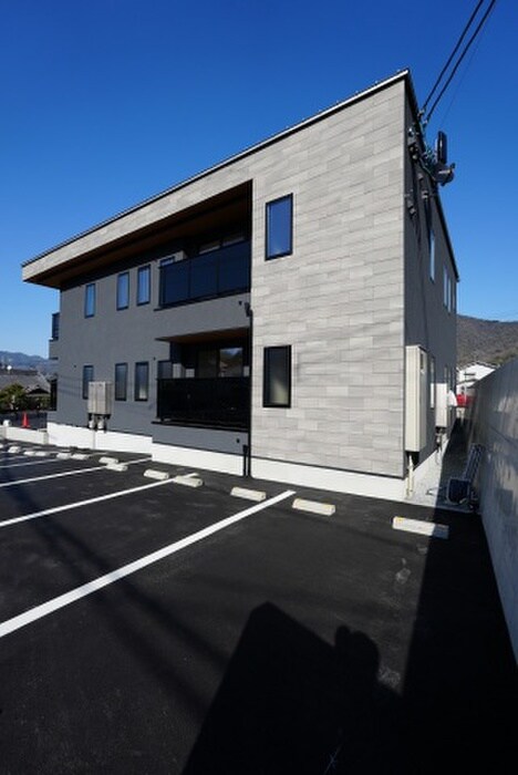 物件外観写真6　(外観写真)