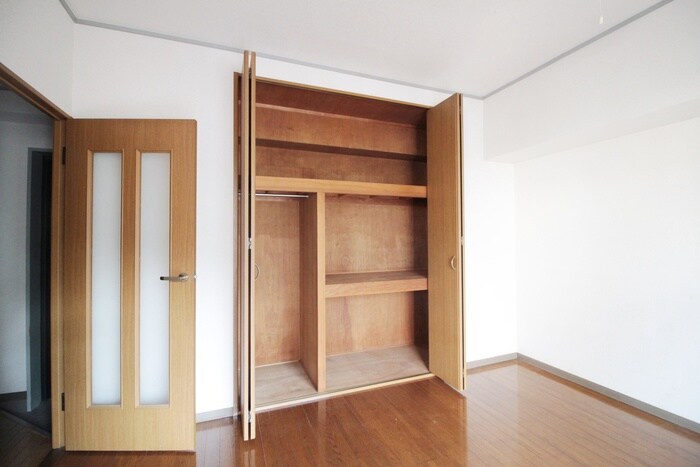 物件内観写真5　(収納)