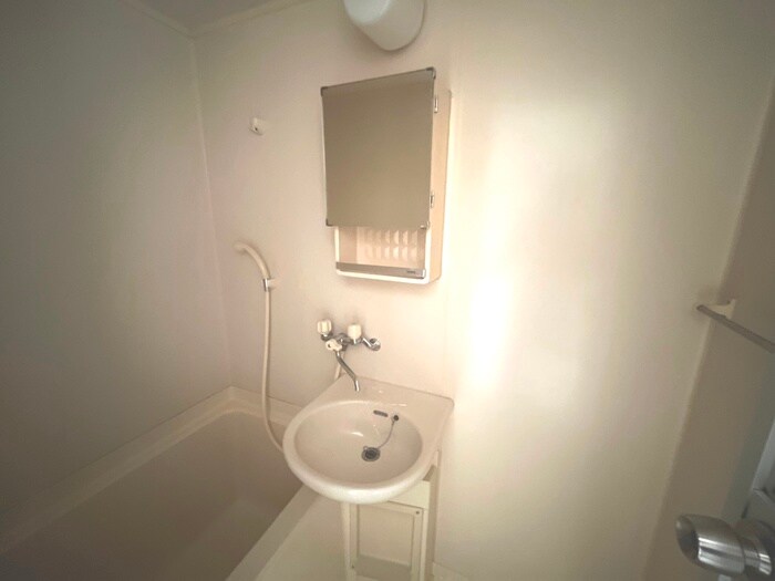 物件内観写真7　(洗面)