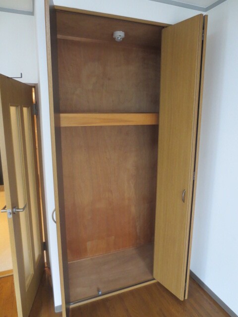 物件内観写真9　(収納)