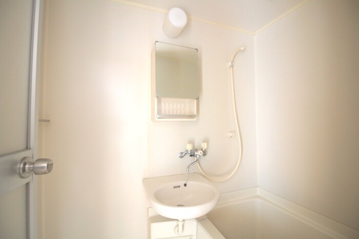 物件内観写真9　(洗面)