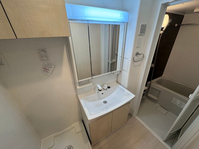 物件内観写真11　(洗面)