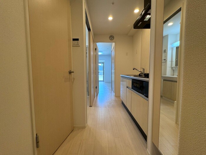 物件内観写真13　(玄関)