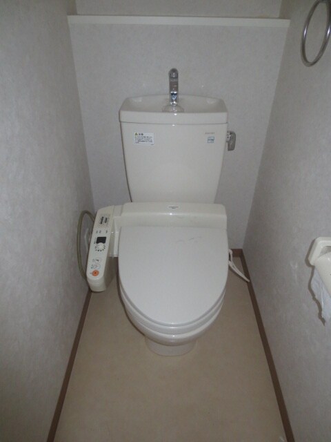 物件内観写真11　(トイレ)