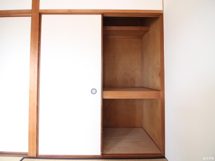 物件内観写真12　(収納)