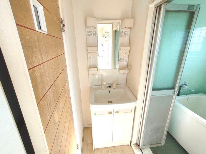 物件内観写真11　(洗面)