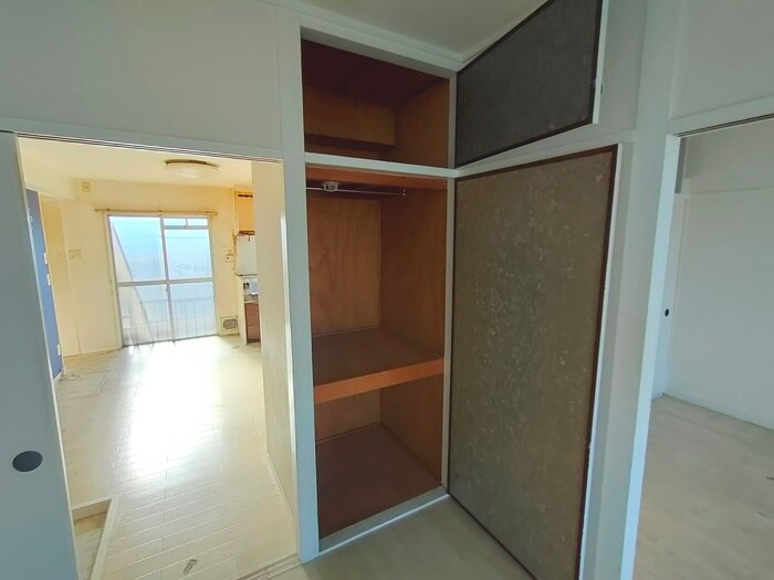 物件内観写真21　(収納)