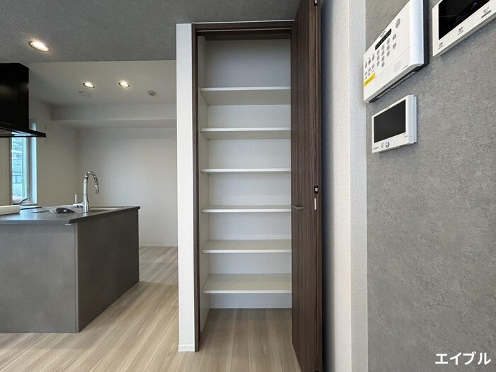 物件内観写真15　(収納)