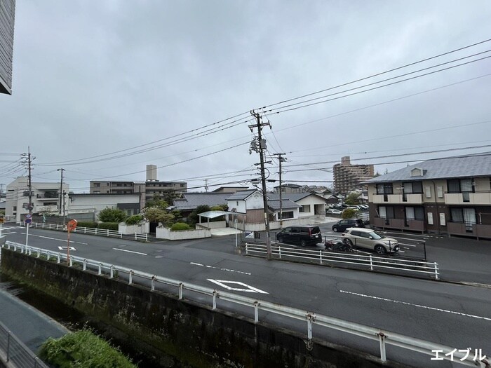 物件内観写真22　(室内からの展望)