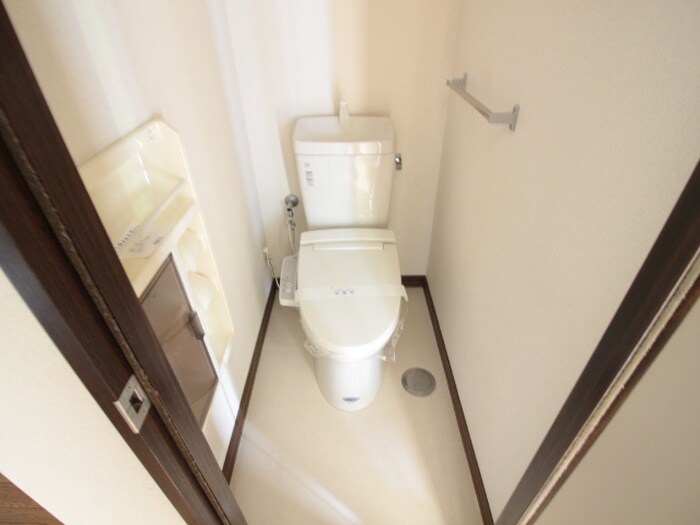 物件内観写真12　(トイレ)