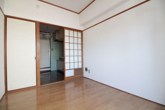 物件内観写真12　(居室)