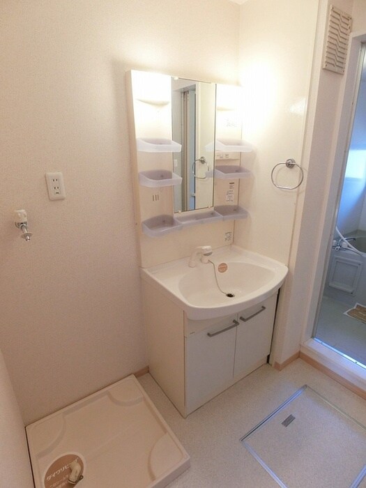 物件内観写真12　(洗面)