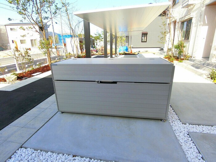 物件外観写真4　(建物設備)