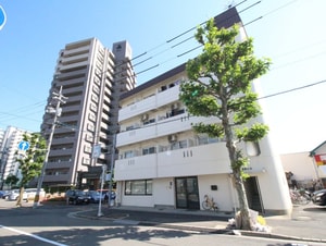 西原ビル外観写真