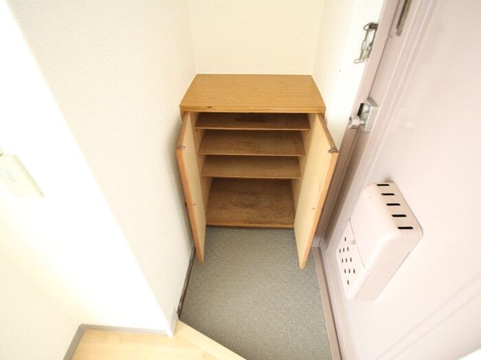 物件内観写真15　(靴箱)