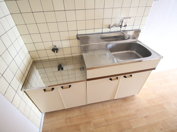 物件内観写真17　(洗濯機置場)