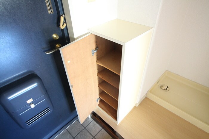 物件内観写真13　(靴箱)