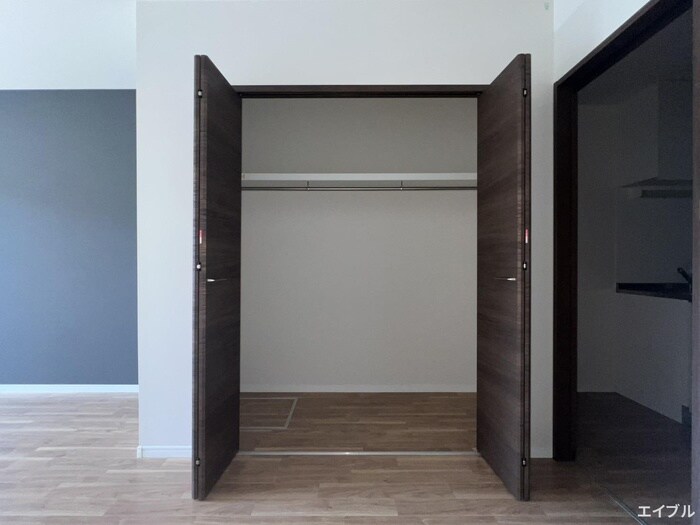 物件内観写真12　(収納)