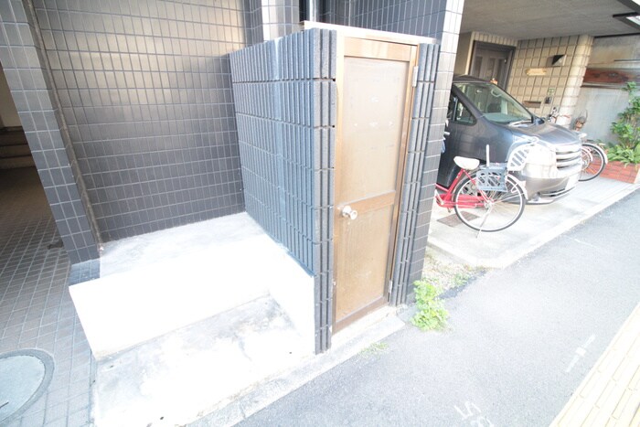 物件外観写真6　(建物設備)