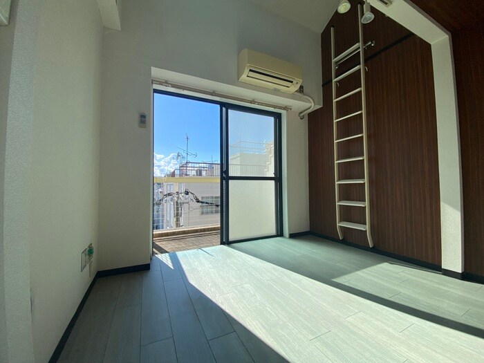 物件内観写真7　(居室)