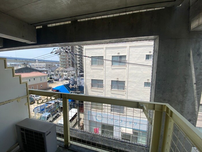 物件内観写真14　(室内からの展望)