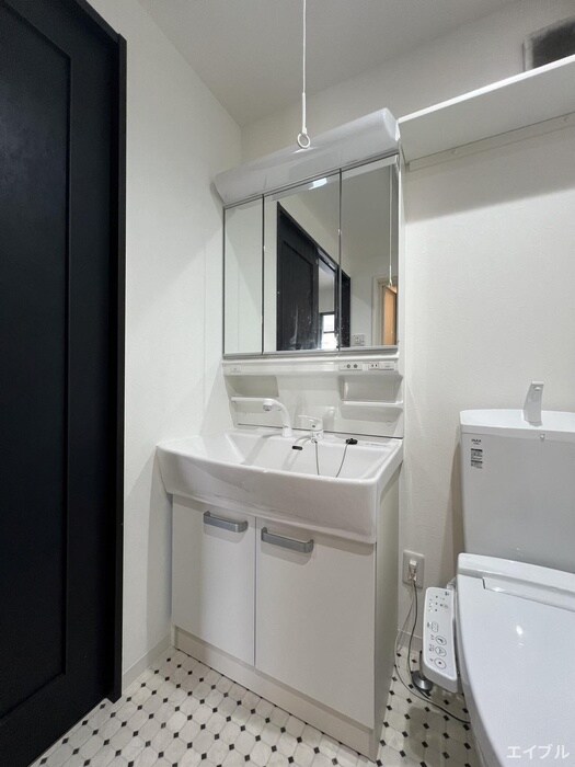 物件内観写真12　(洗面)