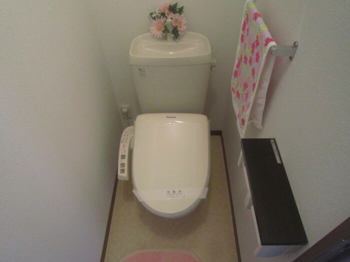 物件内観写真14　(トイレ)