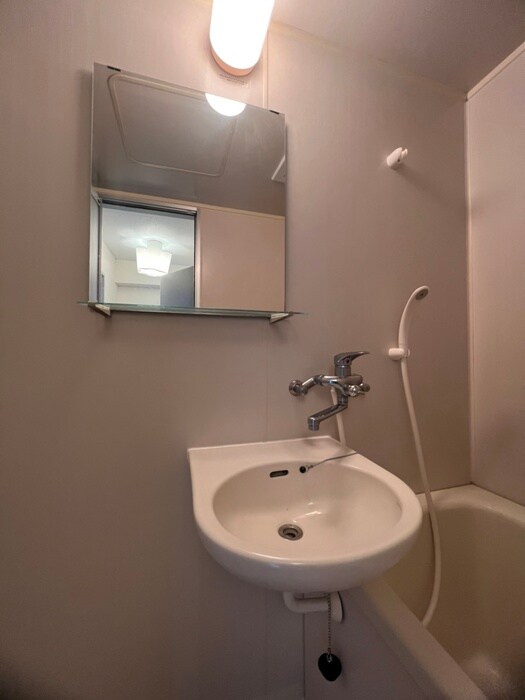 物件内観写真12　(洗面)