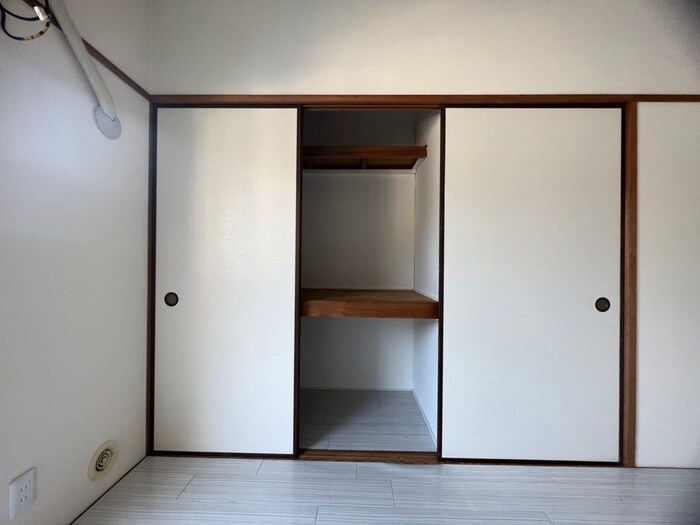 物件内観写真13　(収納)