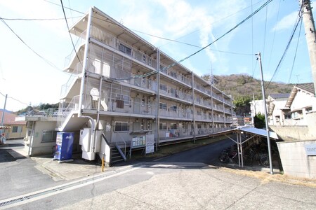 ビレッジハウス畑賀１号棟外観写真
