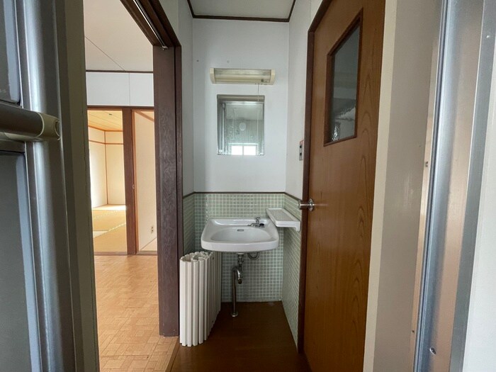 物件内観写真8　(洗面)