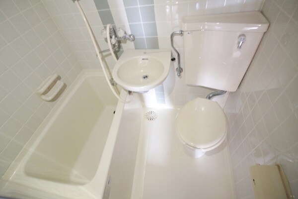 バス／シャワールーム等