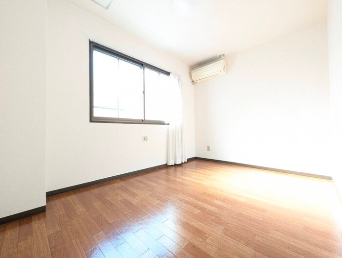 物件内観写真11　(居室)