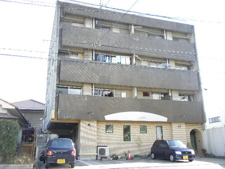 尾山ビル外観写真