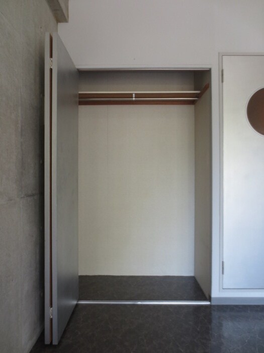 物件内観写真8　(収納)